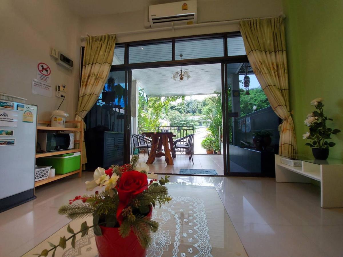 Baan Aomsub Hotel Koh Samet Buitenkant foto